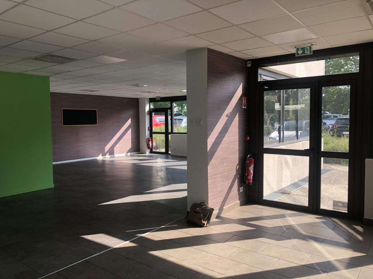 Bureau Limonest 1203m² Location bureau Limonest Rhône OLBUR2109136 10